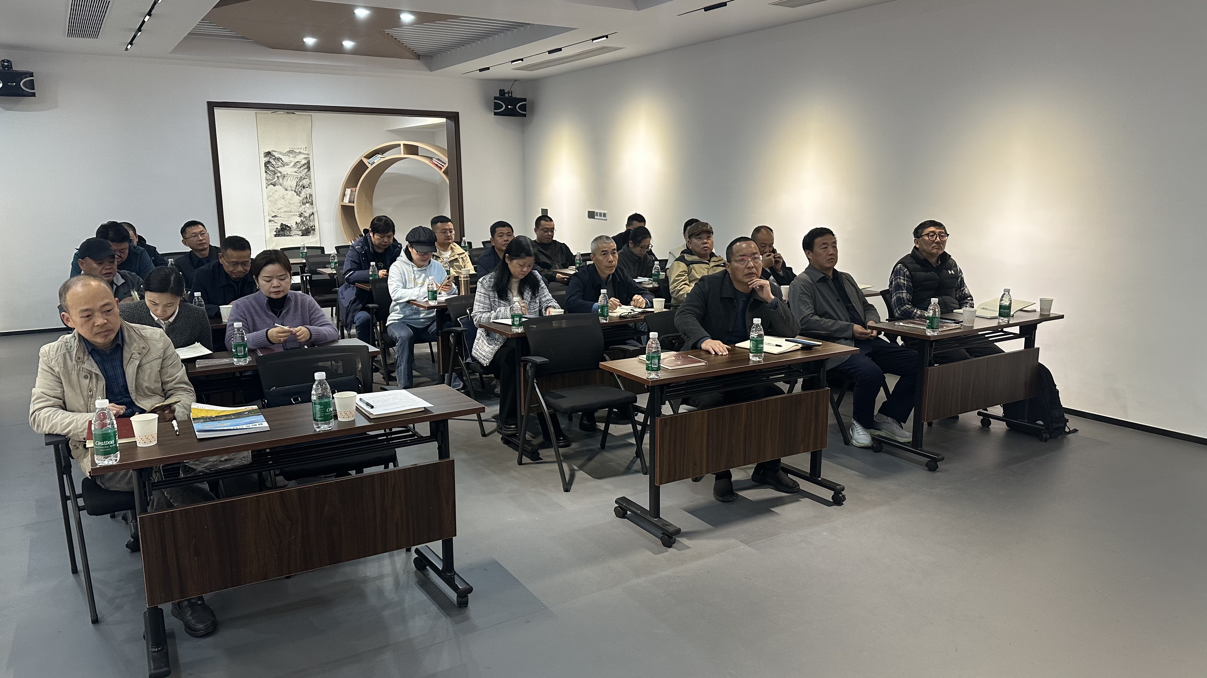 1765174739871495.jpg 微信图片_20251203092701_19_755.jpg